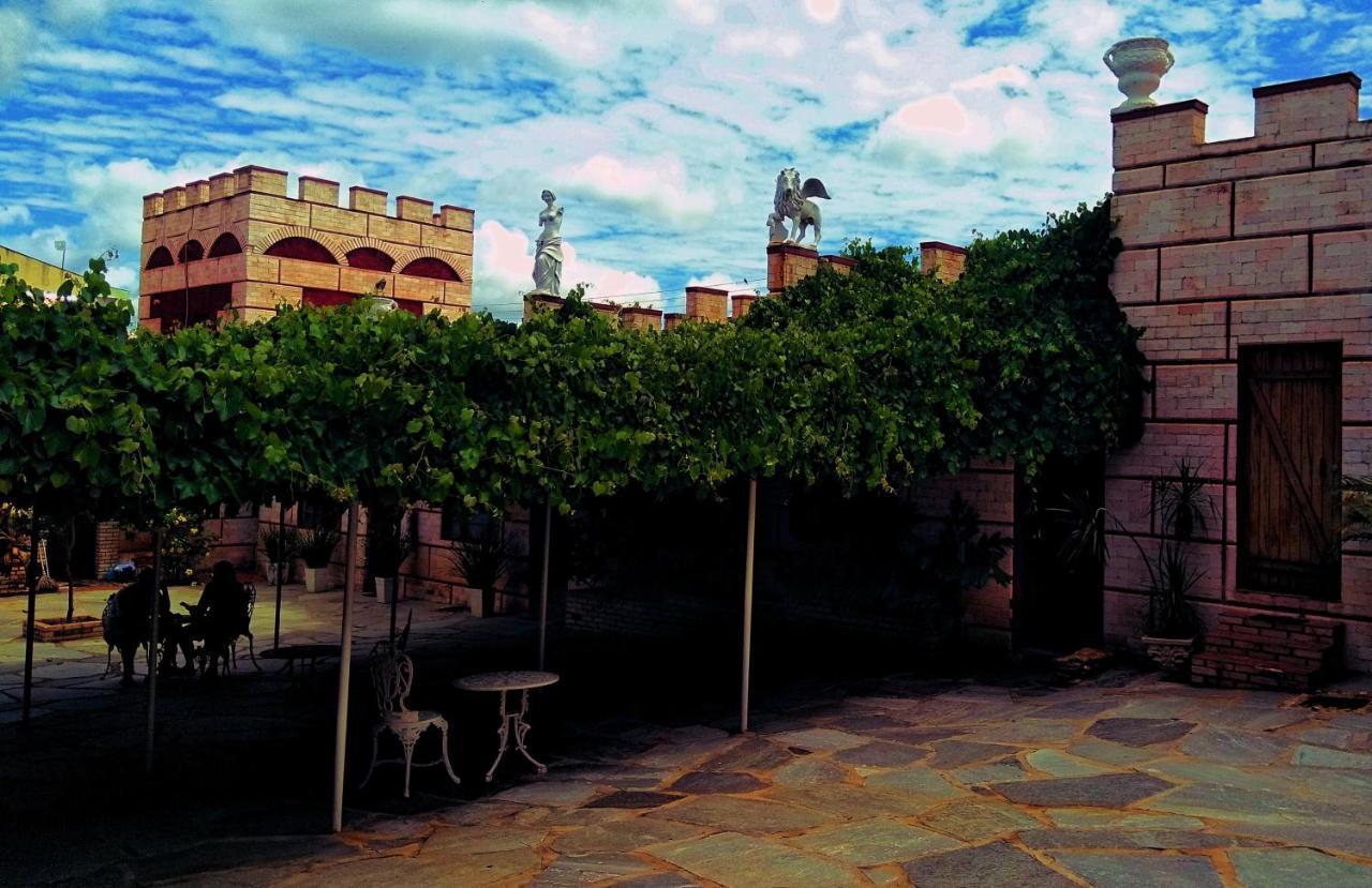 Pousada Al Castello Di Giulietta E Romeo Pirenópolis Extérieur photo